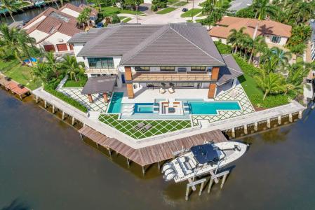 2143 Carib Circle, Palm Beach Gardens, Florida 33410