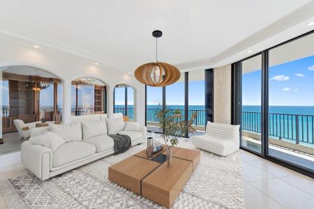 570 Ocean Drive Ph-2, OCEANFRONT @ JUNO BEACH CONDO, Juno Beach, 佛罗里达州 33408, 美国
