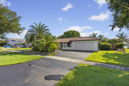 1700 SW 72nd Avenue, Plantation, Floride 33317, États-Unis