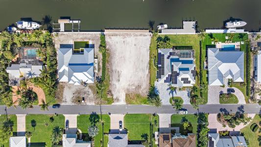 8531 SE Driftwood Street, Hobe Sound, Florida 33455