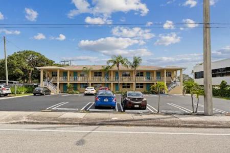 444 W Boynton Beach Boulevard, Boynton Beach, Florida 33435