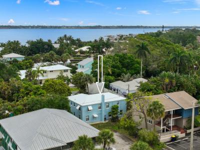 1136 SE Osceola Street, Stuart, Florida 34996