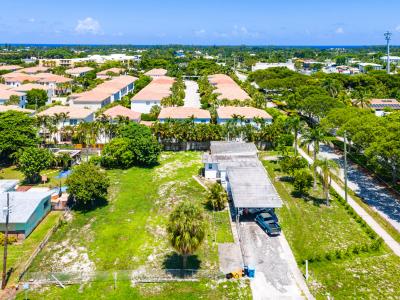 3650 SE 2nd Court, Boynton Beach, Florida 33435