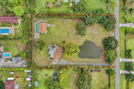 8781 N Virgina Avenue, Palm Beach Gardens, Florida 33418