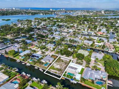 916 N Loxahatchee Drive, Jupiter, Florida 33458
