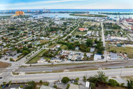 1204 Commercial Street, Riviera Beach, Florida 33404