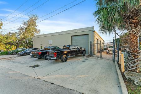 620 N Old Dixie Highway, Jupiter, Florida 33458