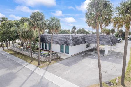 1200 E Blue Heron Boulevard, Riviera Beach, Florida 33404
