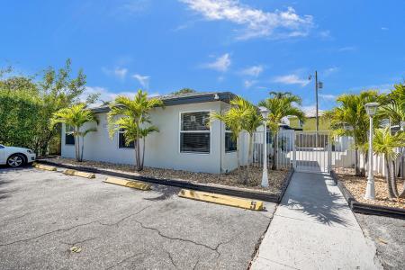220 Walton Boulevard, West Palm Beach, Florida 33405