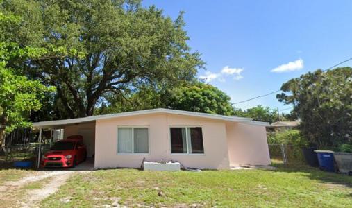 337 E Midway Road, Fort Pierce, Florida 34982