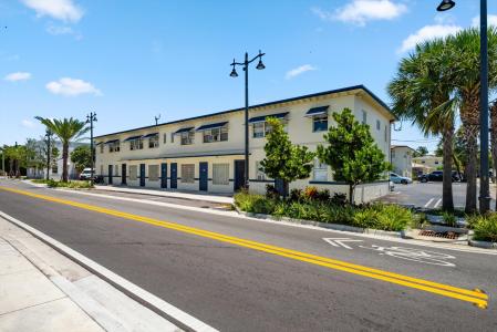 919 6th Street 1-5, West Palm Beach, Florida 33401