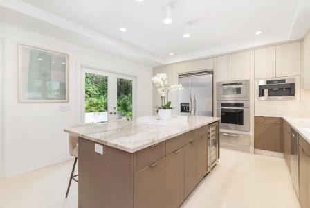 443 Seaview Avenue, Palm Beach, Florida 33480
