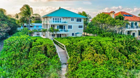 4535 Coquina Road B, PELICAN BEACH, Boynton Beach, Florida 33435