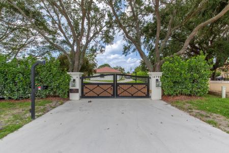 14794 Rolling Rock Place, Saddle Trail Park, Wellington, Florida 33414