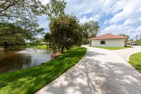 14794 Rolling Rock Place, Saddle Trail Park, Wellington, Florida 33414