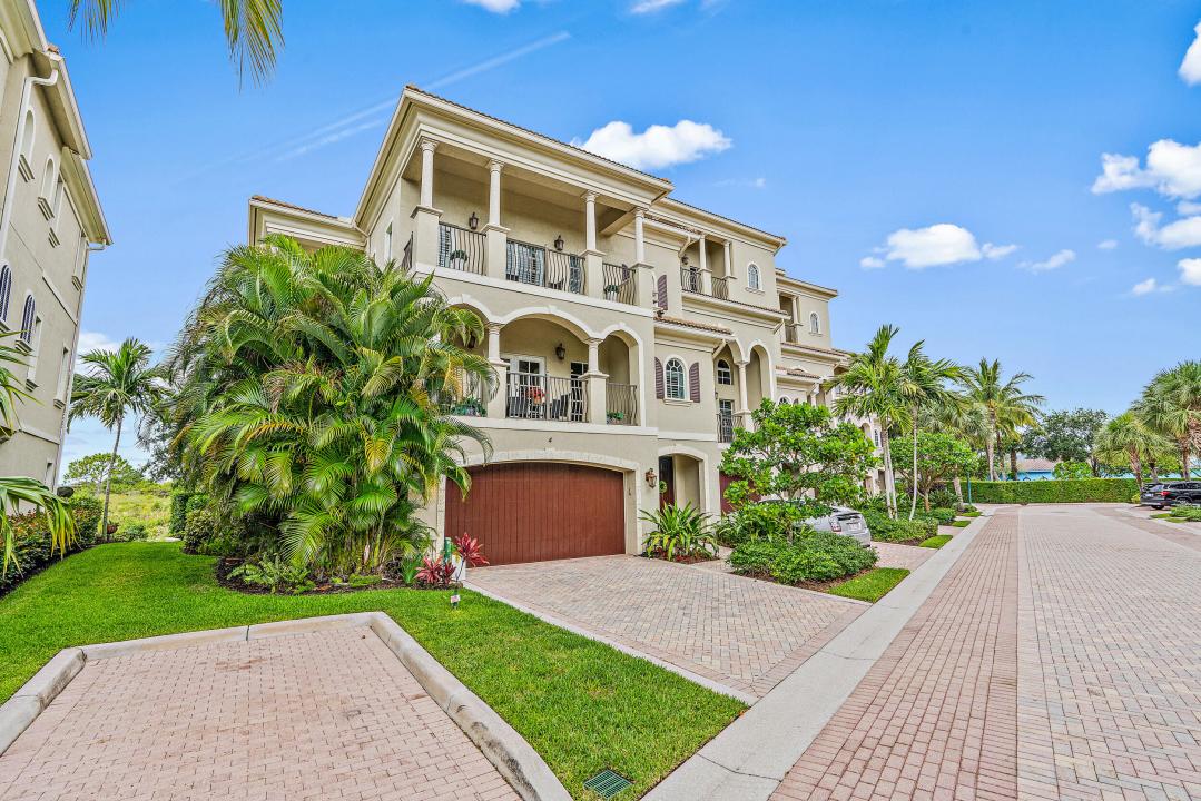 126 Tierra Lane 4, Tierra Del Sol, Jupiter, Florida 33477
