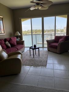 14 Harbour Isle Drive W 301, Fort Pierce, Florida 34949