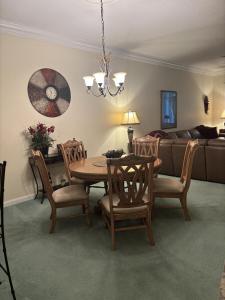 16 Harbour Isle Drive W 104, Fort Pierce, Florida 34949