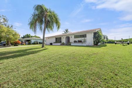 1075 SE Coral Reef Street, Port Saint Lucie, Florida 34983