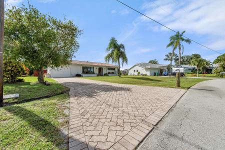 1075 SE Coral Reef Street, Port Saint Lucie, Florida 34983