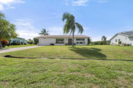 1075 SE Coral Reef Street, Port Saint Lucie, Florida 34983