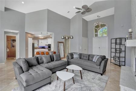 1033 Brooks Lane, Delray Beach, Florida 33483