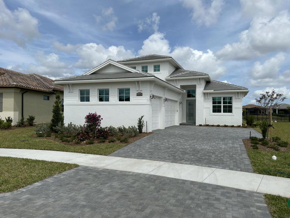 11243 SW Pietra Way, Port Saint Lucie, Florida 34986