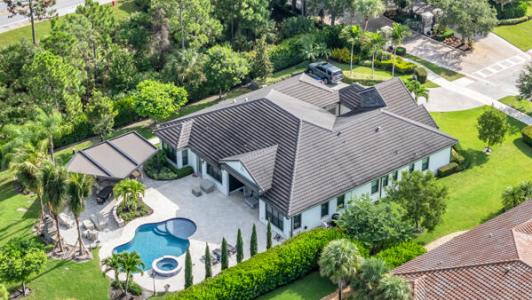 19240 SE Hidden Bridge Court, Jupiter, Florida 33458