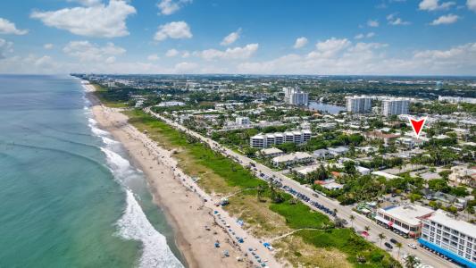 1020 Miramar Drive, Delray Beach, Florida 33483