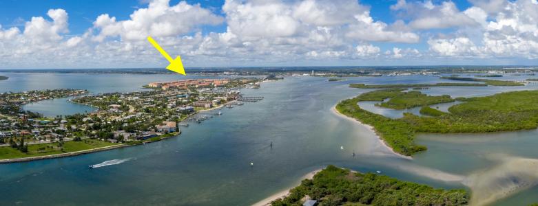 28 Harbour Isle Drive W 1, Harbour Isle, Fort Pierce, Florida 34949