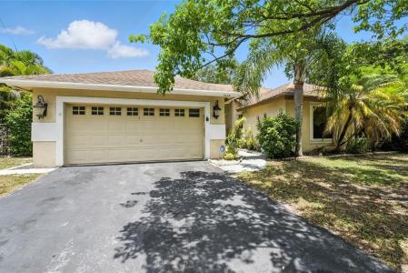 5172 NW 53rd Ave, Coconut Creek, 佛罗里达州 33073, 美国