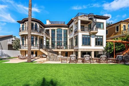 2306 Bay Dr, Pompano Beach, Florida 33062
