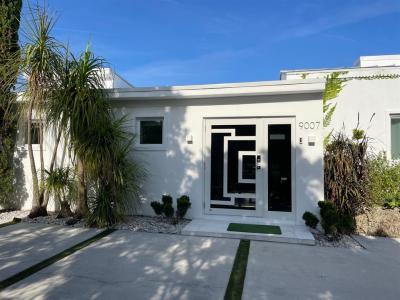 9007 NE 10th Ave, Miami, Флорида 33138, Соединенные Штаты