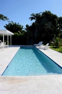 9007 NE 10th Ave, Miami, Флорида 33138, Соединенные Штаты