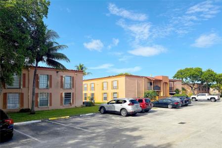 7111 Miami Lakes Dr N-6, Miami Lakes, Floride 33014, États-Unis