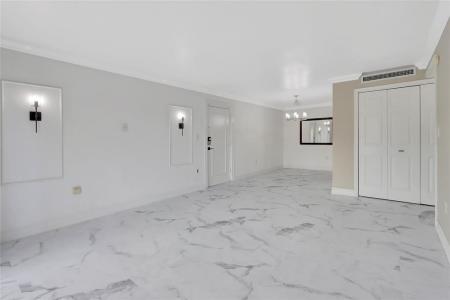 7111 Miami Lakes Dr N-6, Miami Lakes, Floride 33014, États-Unis