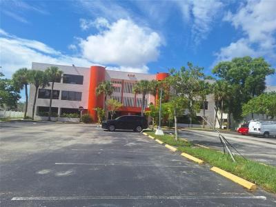 8358 W Oakland Park Blvd 306, Sunrise, Florida 33351