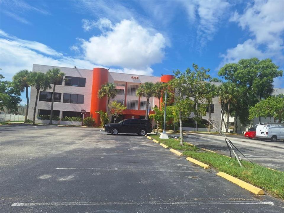 8358 W Oakland Park Blvd 306, Sunrise, Florida 33351