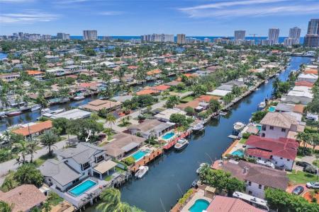 2256 SE 10th St, Pompano Isles, Pompano Beach, Florida 33062