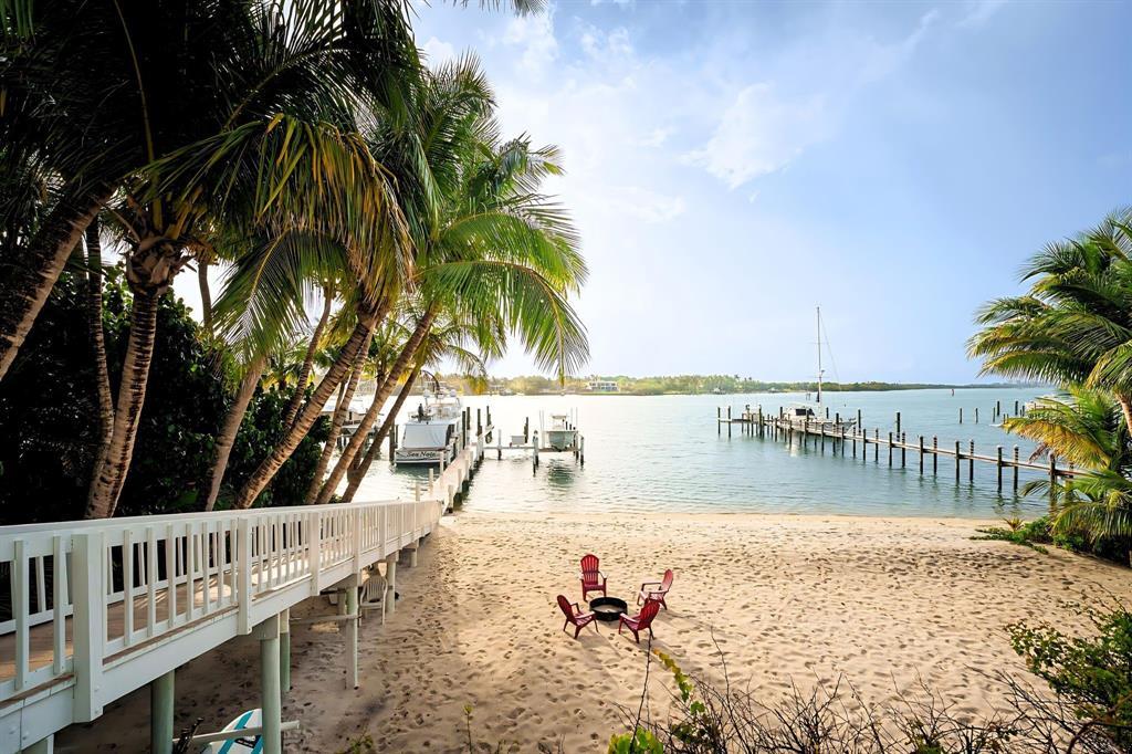 17649 SE Federal Highway 0, Jupiter, Florida 33469