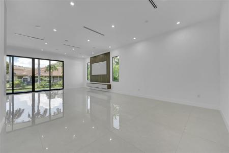 656 NW 21st St, West Wilton Manors, Wilton Manors, פלורידה 33311, ארצות הברית של אמריקה 