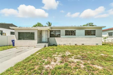 1985 NE 177th St, North Miami Beach, Floryda 33162, USA