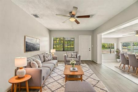 1985 NE 177th St, North Miami Beach, Floryda 33162, USA