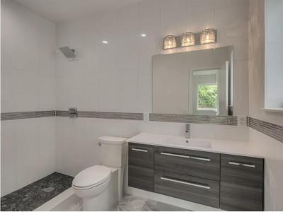 555 NE 52nd St, Park Plaza, Miami, פלורידה 33137, ארצות הברית של אמריקה