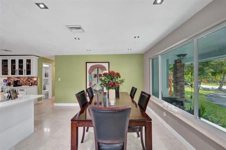 1743 NE 27th St, Wilton Manors, فلوريدا 33334, الولايات المتحدة