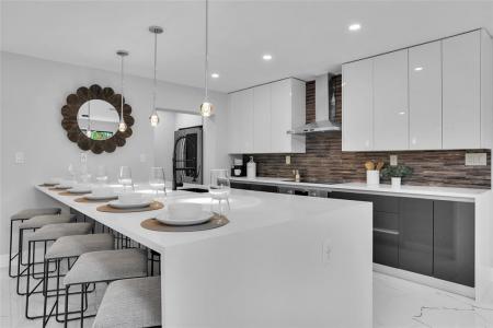 2748 NW 9th Ln, Jenada Villas, Wilton Manors, פלורידה 33311, ארצות הברית של אמריקה 