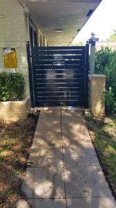 803 NE 8th St, Hallandale Beach, Florida 33009, Stati Uniti