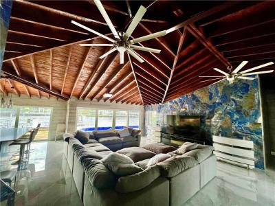 720 NE 28th Ave, Pompano Beach, Florida 33062