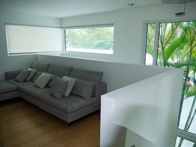 8301 NE 10th Ave, Miami, Florida 33138, Stati Uniti