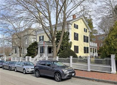 10 Bull Street, Newport, RI 02840, USA